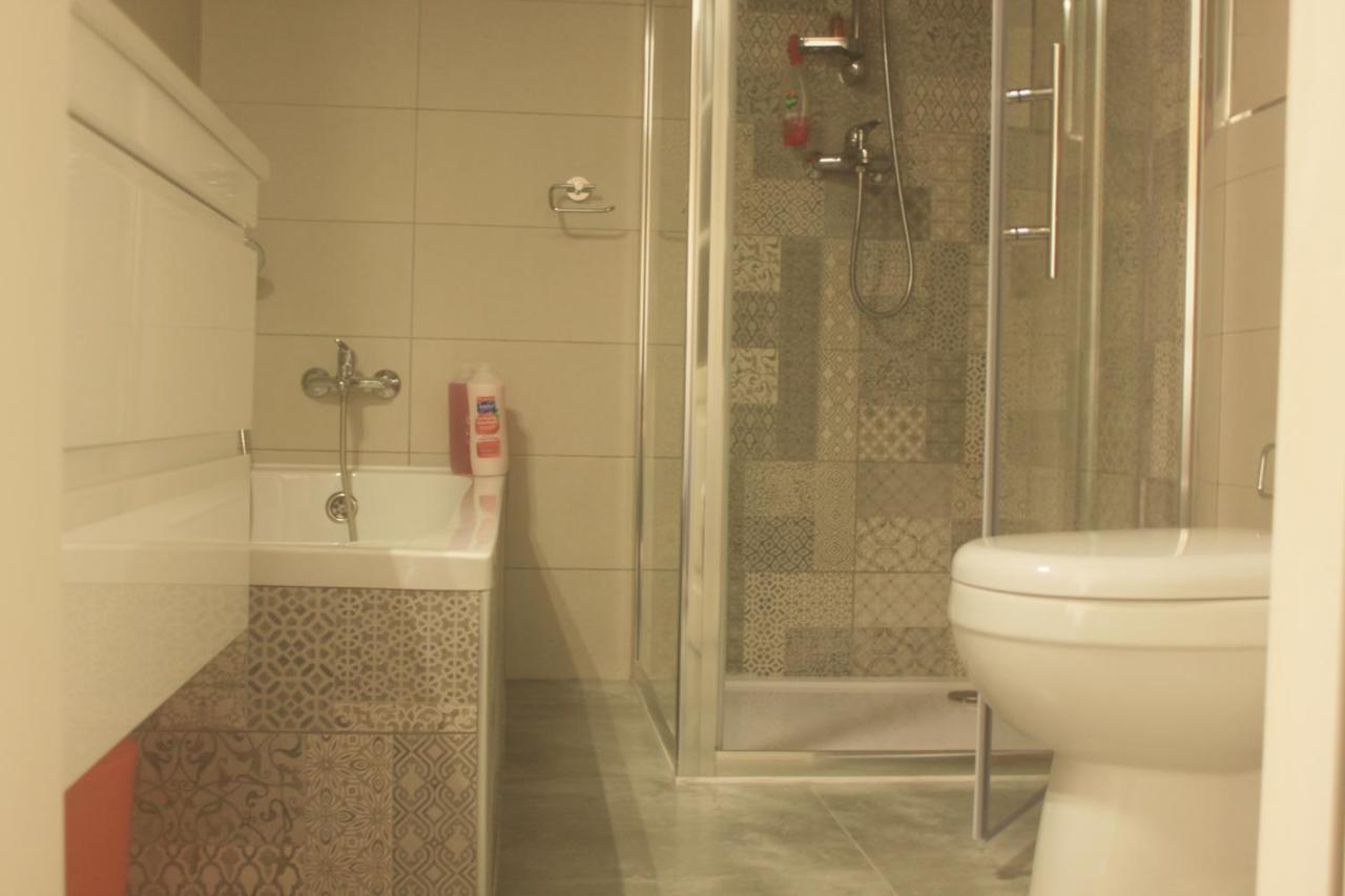 Giljana Ensuite Rooms Shared Terrace & Kitchen Saint Julian's ภายนอก รูปภาพ